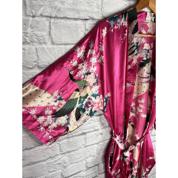 KIM + ONO Women's Hot PInk Silky Kimono Belted Robe One Size - Picture 2 of 5